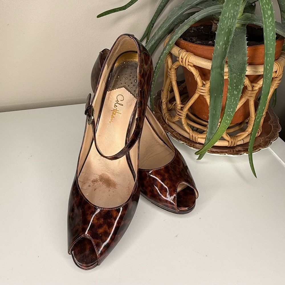 COLE HAAN Mary Jane Peep-Toe Pumps Size 10B Tortoise Patent Leather